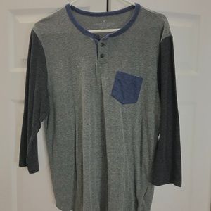 Grey 3/4 Sleeve American Eagle Shirt